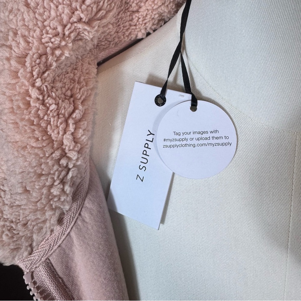 NWT soft Z Supply Plush Cozy Jacket in Pastel Blush Pink full zipper comfort fit - Picture 3 of 9